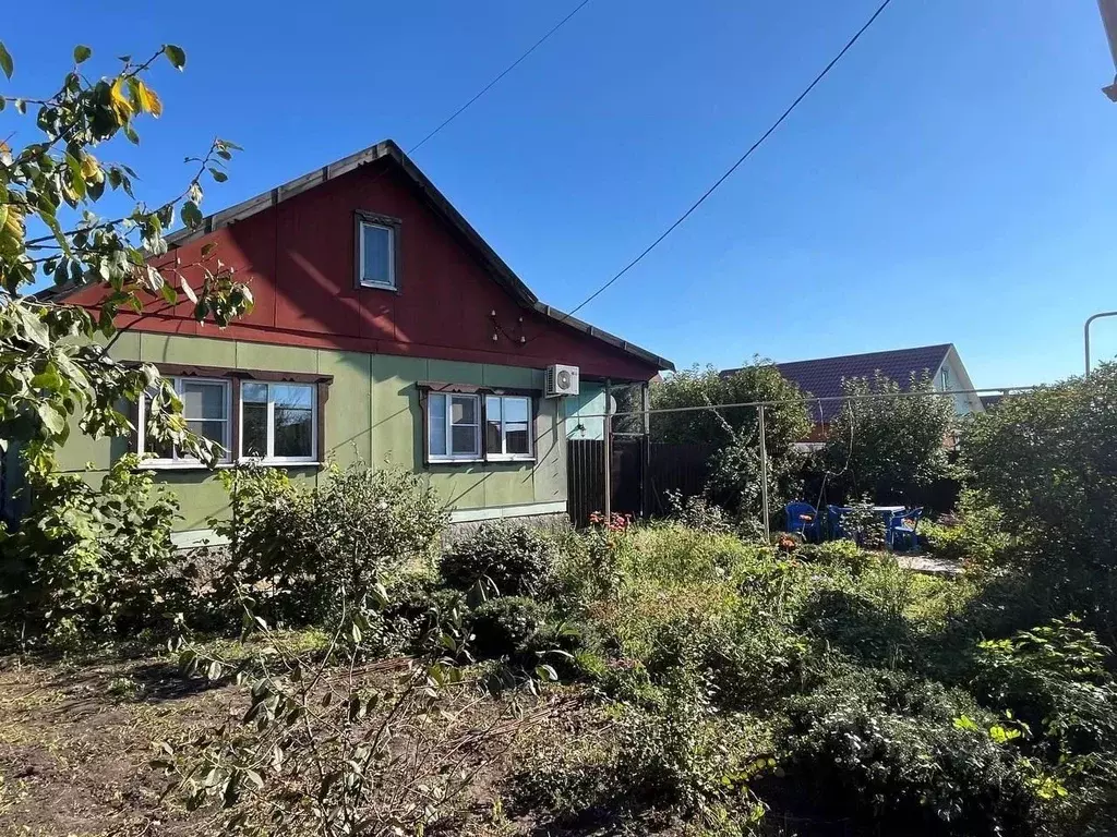 Дом в Воронежская область, Аннинский район, Садовское с/пос, с. ... - Фото 1