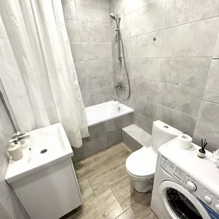 1-к кв. Тюменская область, Тюмень ул. Николая Никитина, 12 (41.0 м) - Фото 1