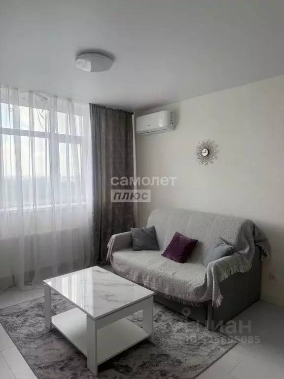 1-к кв. Тюменская область, Тюмень ул. Первооткрывателей, 10 (40.0 м) - Фото 1