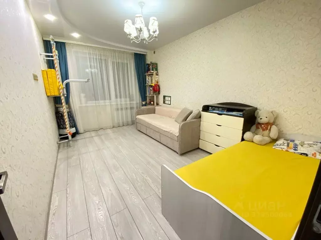2-к кв. Приморский край, Уссурийск ул. Чичерина, 124 (59.9 м) - Фото 1