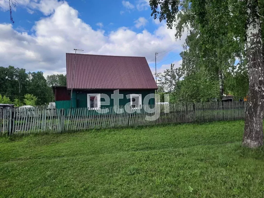 Дом в Кемеровская область, Топкинский район, с. Топки ул. 60 лет ... - Фото 0