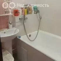 3-комнатная квартира: Челябинск, улица Доватора, 3 (65 м) - Фото 1
