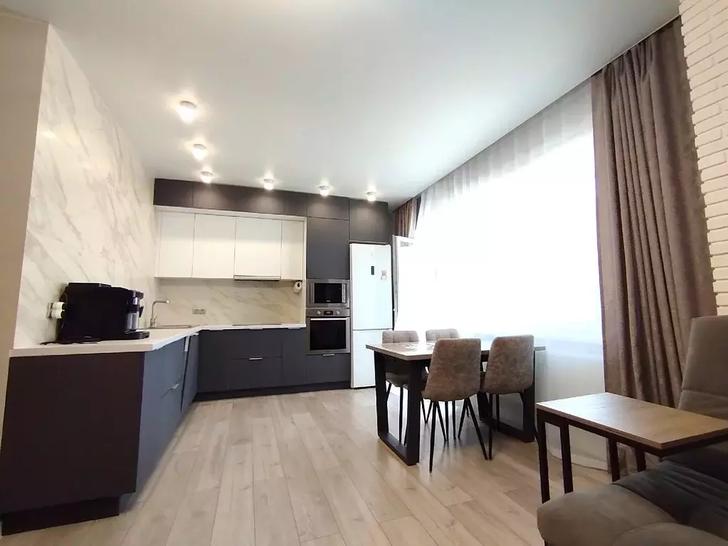 Продаётся 2-к квартира, 60 м - Фото 0