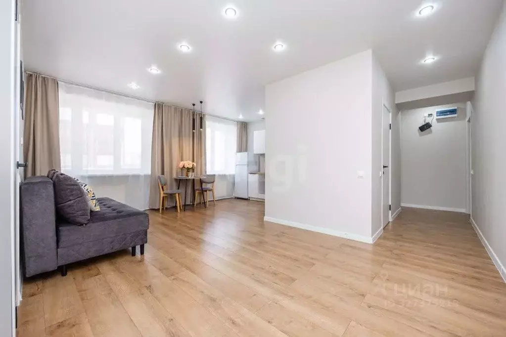 2-к кв. Бурятия, Улан-Удэ просп. 50-летия Октября, 8 (54.3 м) - Фото 1