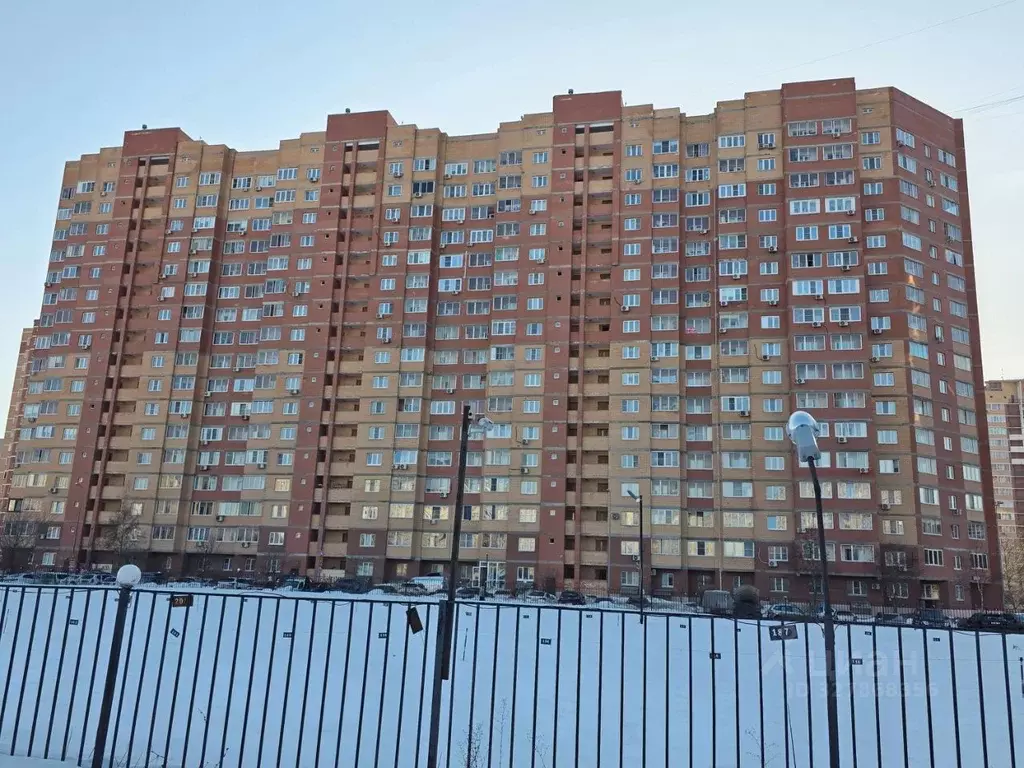 2-к кв. Московская область, Балашиха Заречная ул., 32 (79.1 м) - Фото 1