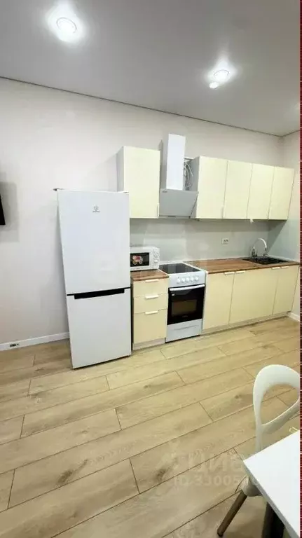 1-к кв. Тюменская область, Тобольск 15-й мкр, 25 (40.0 м) - Фото 1