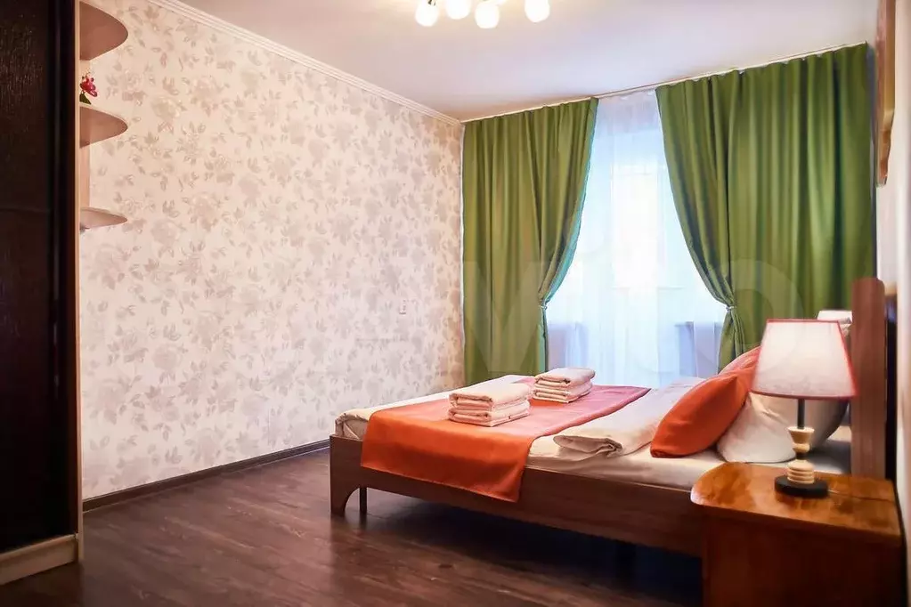 2-к. квартира, 60 м, 6/9 эт. - Фото 1