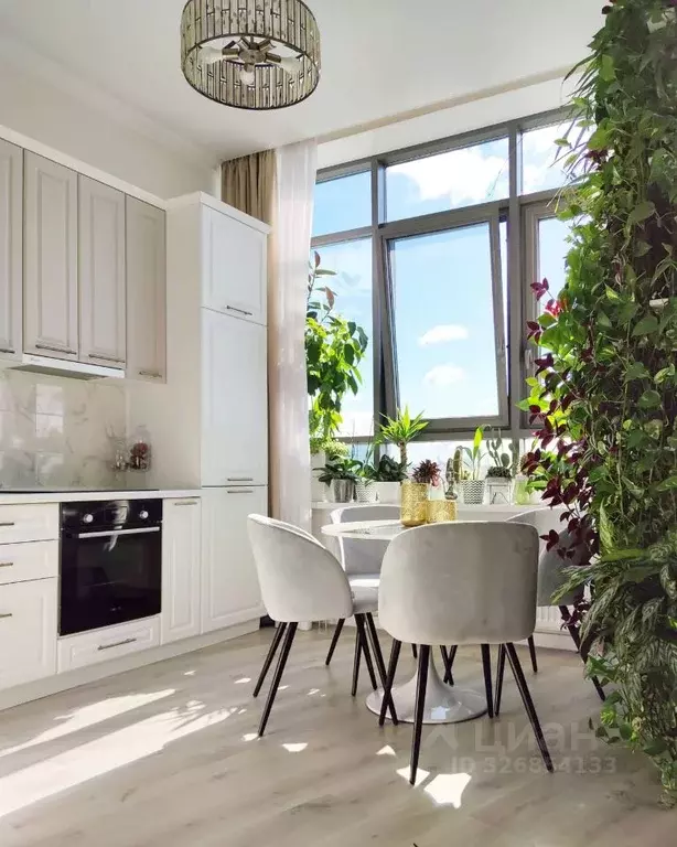 2-к кв. Удмуртия, Ижевск ул. Максима Горького, 150 (55.7 м) - Фото 1