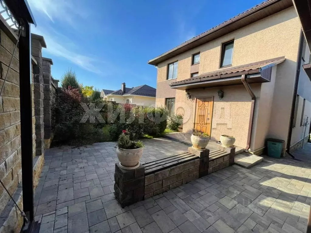 Дом в Белгородская область, Белгородский район, Дубовское с/пос, пос. ... - Фото 1