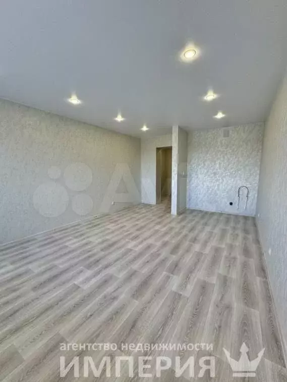 Квартира-студия, 28,7 м, 1/3 эт. - Фото 1