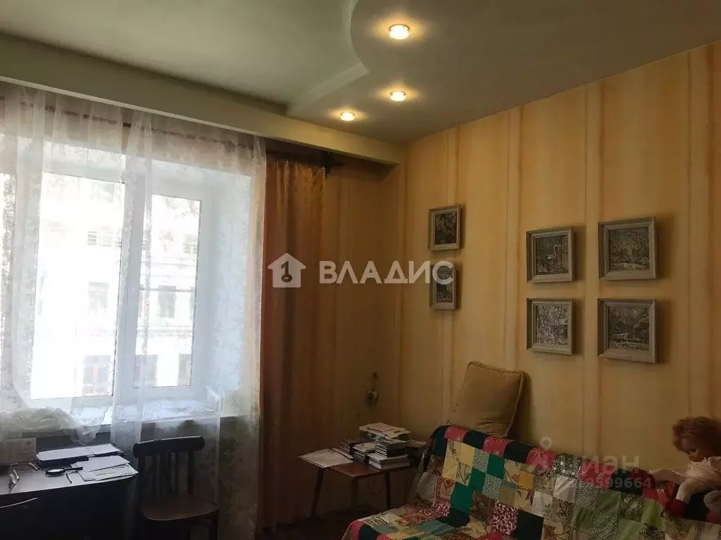4-к кв. Нижегородская область, Нижний Новгород ул. Минина, 3 (90.7 м) - Фото 0