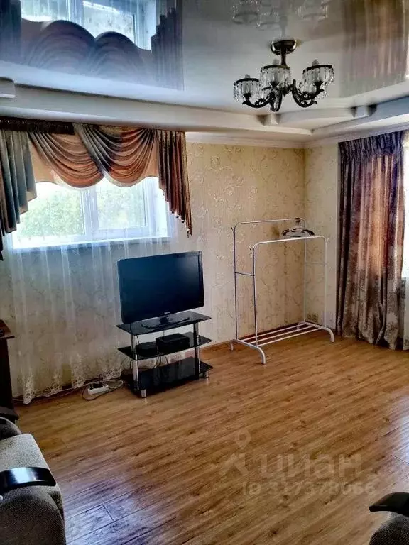 2-к кв. Ставропольский край, Кисловодск ул. Островского, 17 (60.0 м) - Фото 0