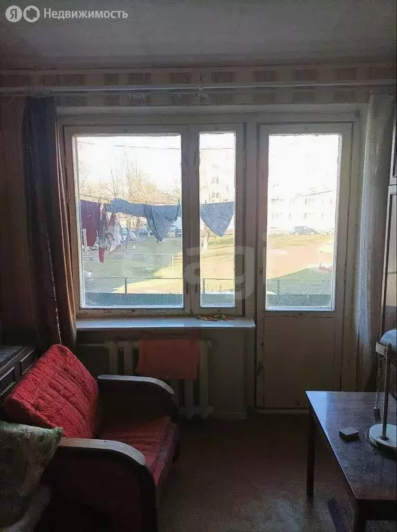 3-комнатная квартира: Черняховск, улица Л. Толстого, 6 (69.6 м) - Фото 2