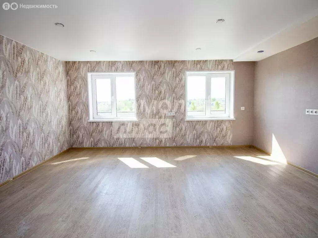 Дом в село Ундоры, Красная улица, 21 (100 м) - Фото 1