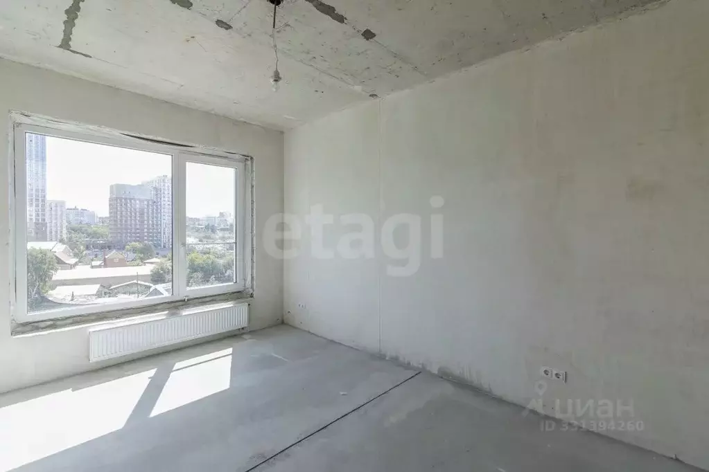 3-к кв. Тюменская область, Тюмень ул. Газовиков, 40 (83.8 м) - Фото 1