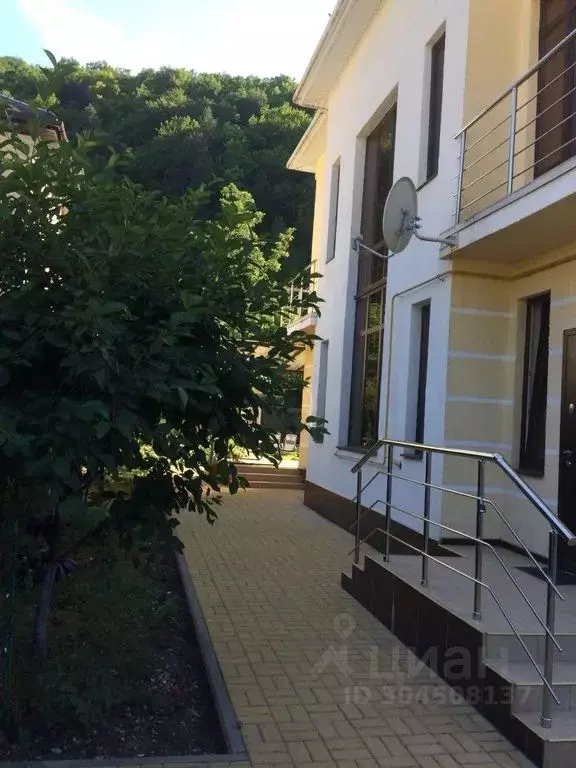 Дом в Краснодарский край, Геленджик городской округ, с. Возрождение ... - Фото 1