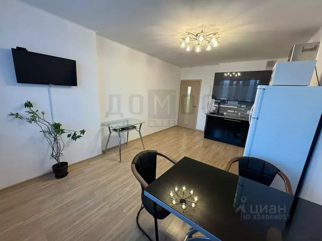 Свободной планировки кв. Свердловская область, Екатеринбург ул. ... - Фото 2