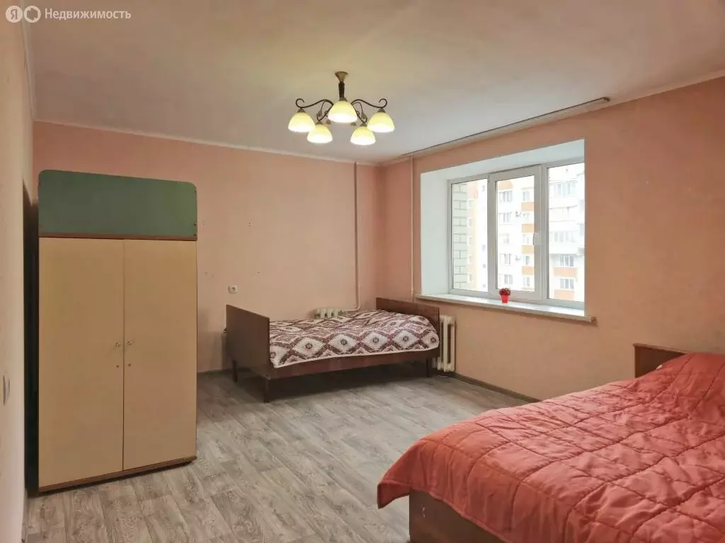 3-комнатная квартира: Брянск, улица Димитрова, 60 (80 м) - Фото 1