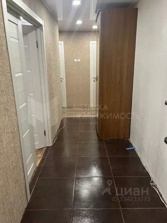 3-к кв. Тюменская область, Тюмень ул. Дружбы, 157 (59.0 м) - Фото 2