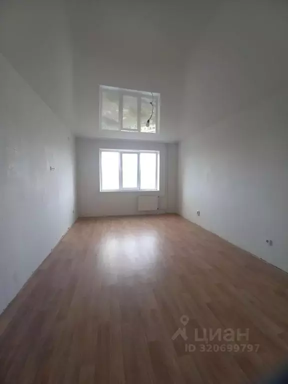 3-к кв. Саратовская область, Саратов ул. Имени Ю.А. Мысникова, 10 ... - Фото 0