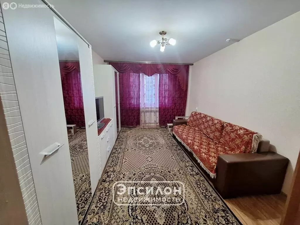 1-комнатная квартира: Курск, улица Майский Бульвар, 31 (38.7 м) - Фото 0
