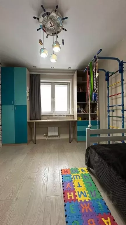 3-к кв. Иркутская область, Иркутск ул. Пискунова, 131/1 (81.7 м) - Фото 0