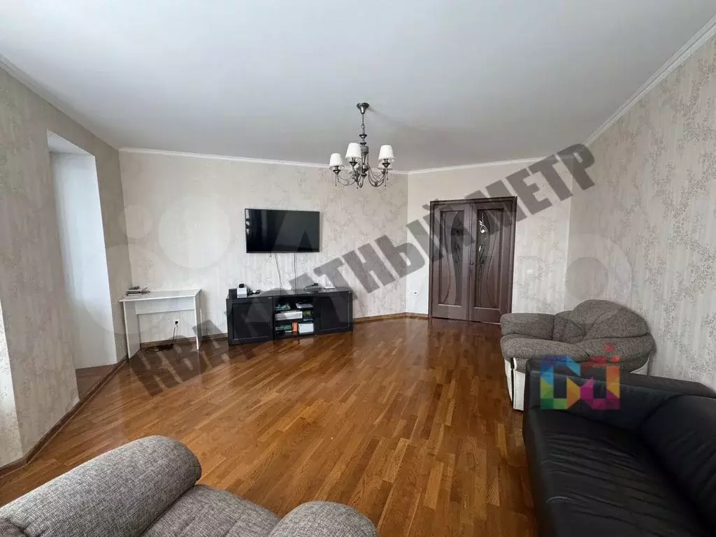 3-к. квартира, 80 м, 4/5 эт. - Фото 1