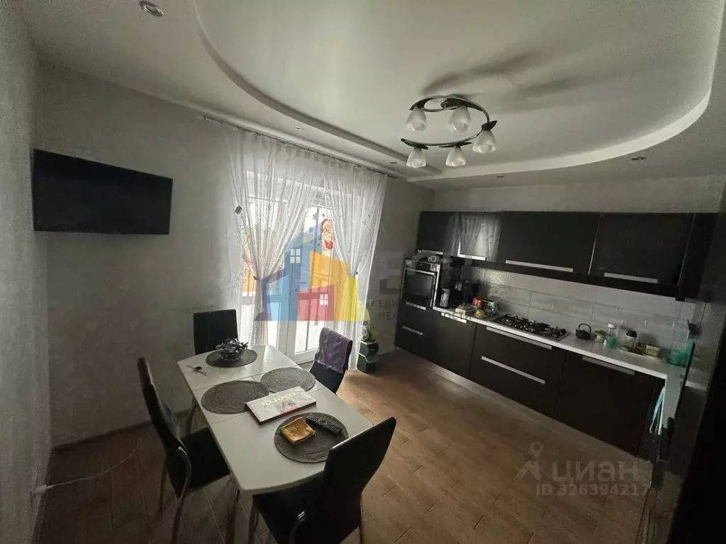 Дом в Тульская область, Щекино ул. Революции, 35 (219 м) - Фото 2