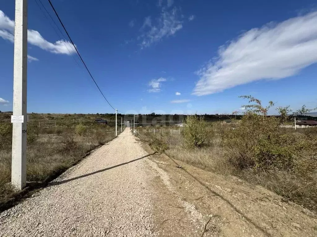 Участок в Крым, Симферопольский район, Добровское с/пос, Чунгуров сад ... - Фото 0