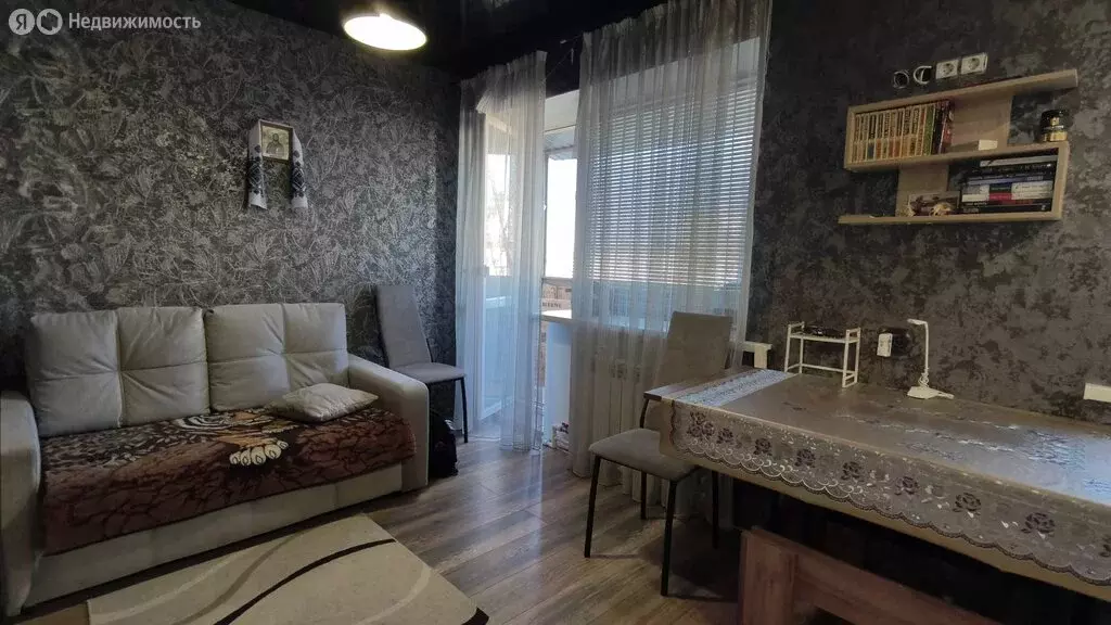 1-комнатная квартира: Волгоград, улица Кирова, 126 (31.8 м) - Фото 2