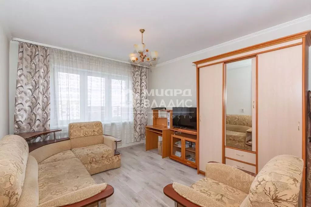 1-к кв. Омская область, Омск ул. 2-я Челюскинцев, 15к3 (33.1 м) - Фото 0