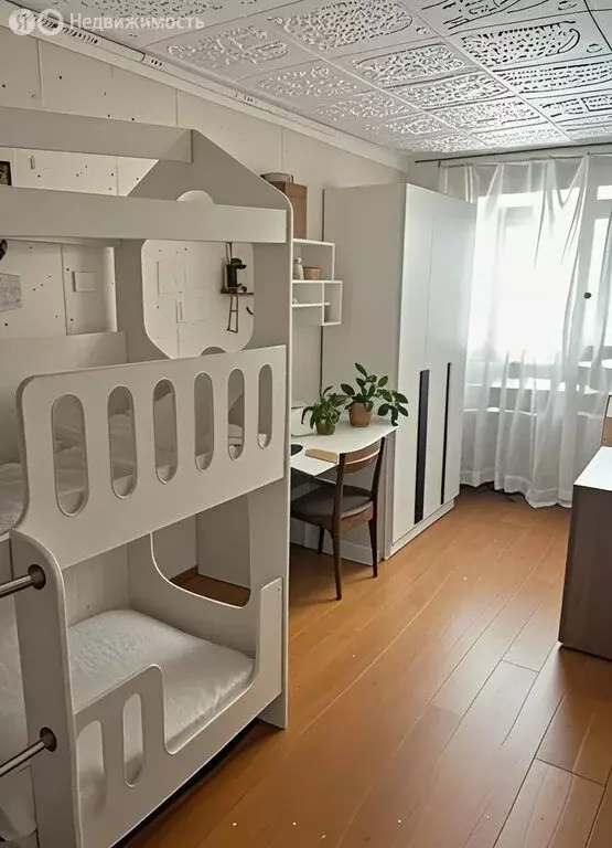 3-комнатная квартира: Казань, улица Шаляпина, 25 (54.5 м) - Фото 1