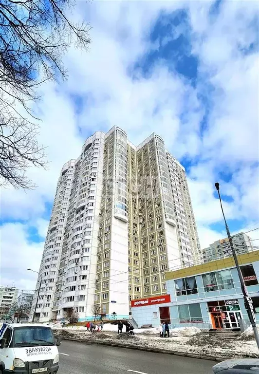 3-к кв. Москва ул. Красного Маяка, 15 (83.6 м) - Фото 0