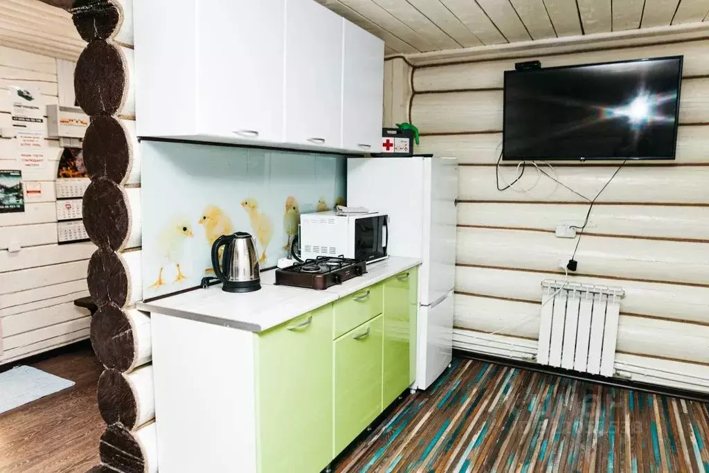 Дом в Пермский край, Губахинский муниципальный округ, Усьва рп ул. ... - Фото 2