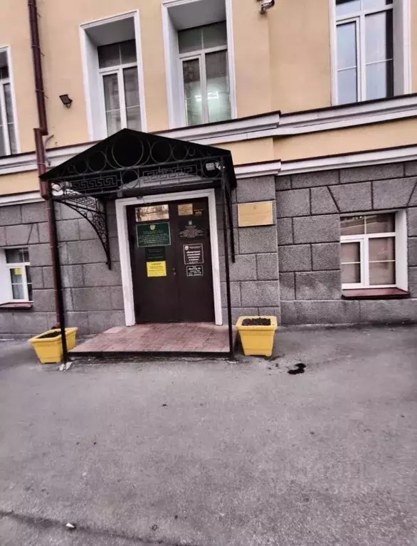 Офис в Саратовская область, Саратов ул. Имени Н.А. Некрасова, 17 (10 ... - Фото 1