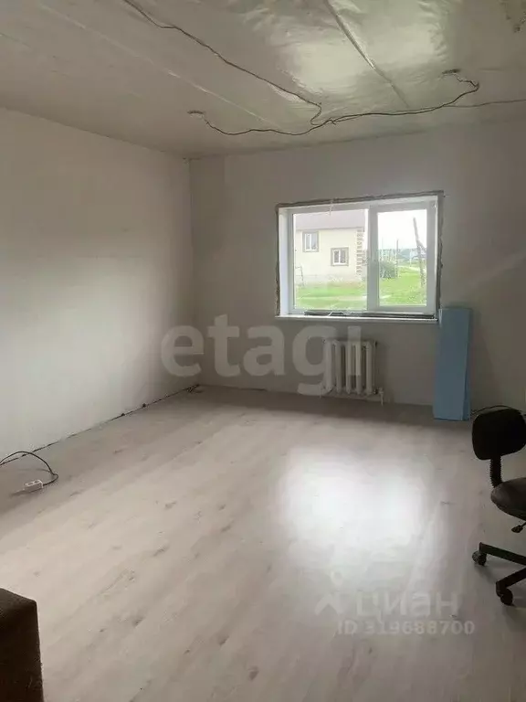 Дом в Курганская область, Далматовский муниципальный округ, с. ... - Фото 1