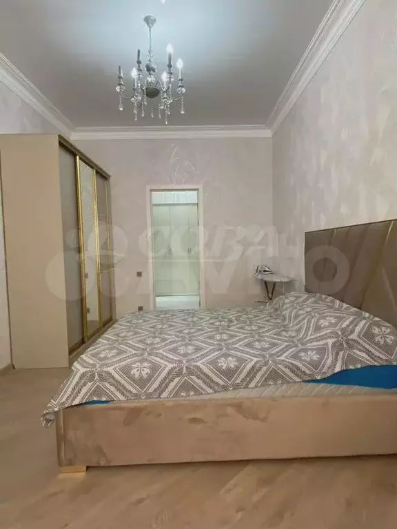 Апартаменты-студия, 60 м, 3/15 эт. - Фото 1