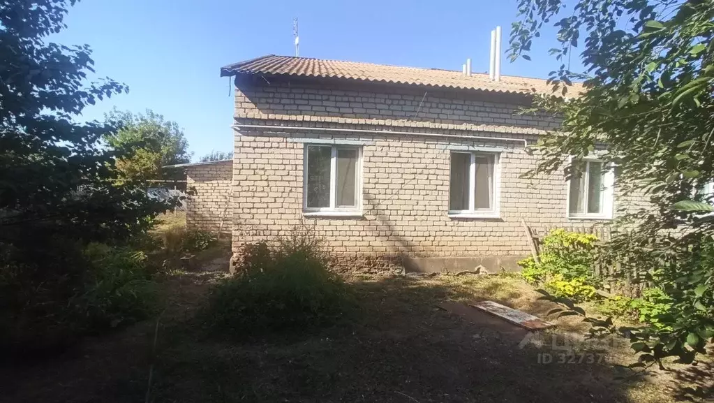 Дом в Саратовская область, Балаковский район, Натальинское ... - Фото 1