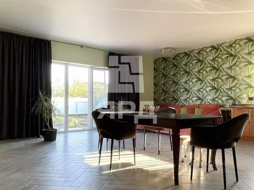 Дом в Ростовская область, Неклиновский район, с. Новобессергеневка ул. ... - Фото 1