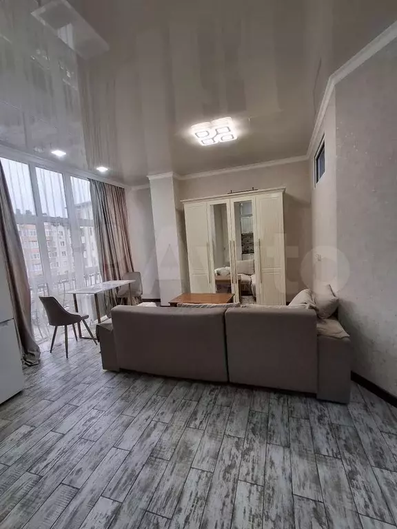 1-к. квартира, 50 м, 5/10 эт. - Фото 1