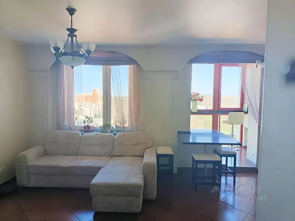 3-к кв. Ленинградская область, Всеволожск Колтушское ш., 96 (95.0 м) - Фото 1