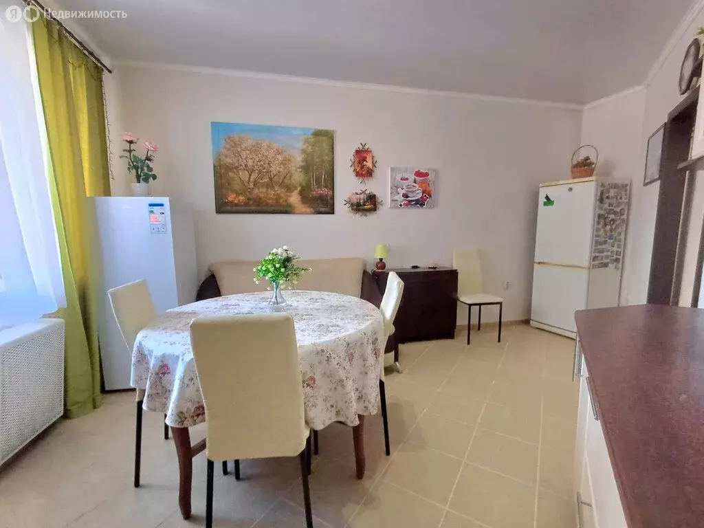 3-комнатная квартира: Казань, Ягодинская улица, 25 (93.2 м) - Фото 2