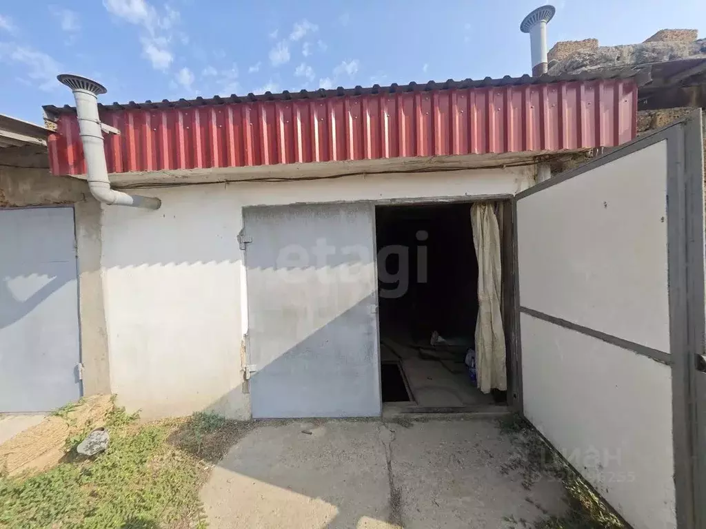 Гараж в Крым, Сакский район, Новофедоровка пгт ул. Арсенальная (46 м) - Фото 2