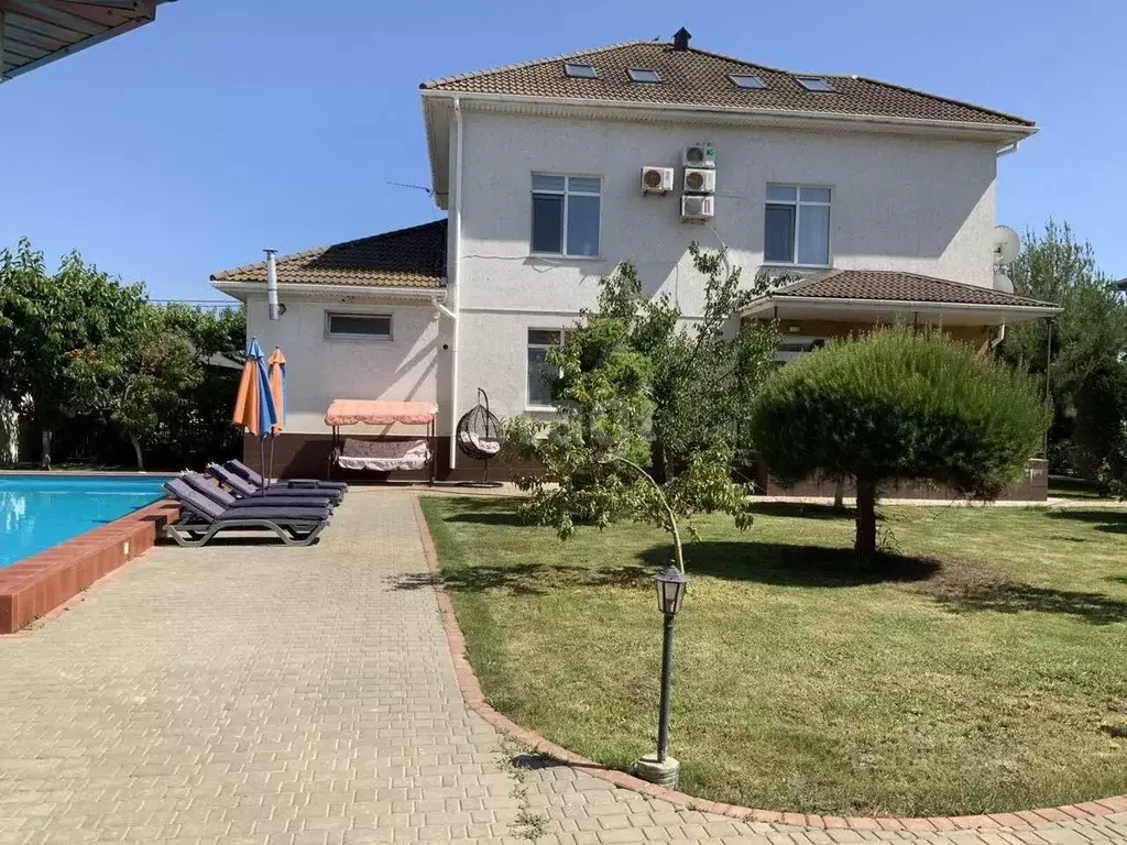 Дом в Крым, Евпатория городской округ, Заозерное пгт ул. Скифская, 9 ... - Фото 1