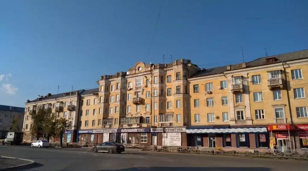 Квартира, 3 комнаты, 68.2 м - Фото 0