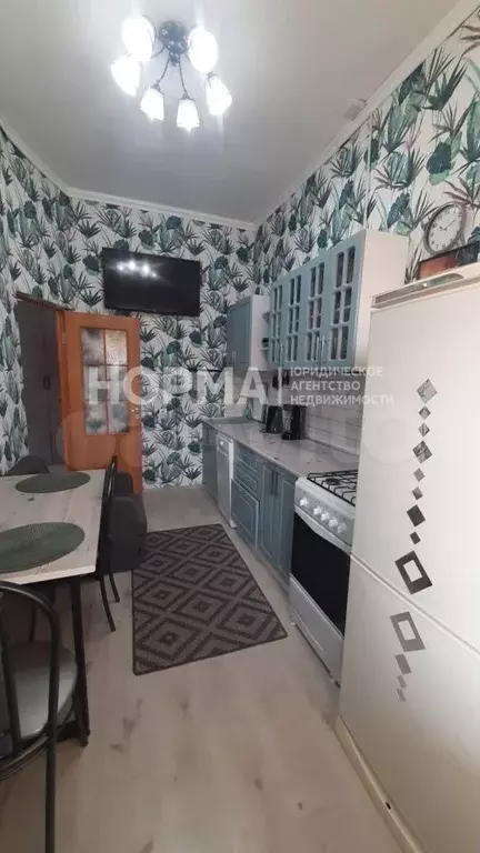 1-к. квартира, 30 м, 3/3 эт. - Фото 1