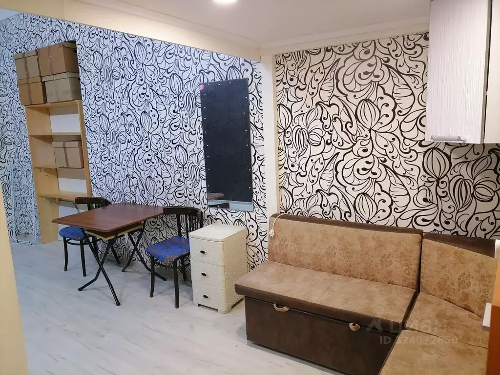 Комната Санкт-Петербург 11-я Васильевского острова линия, 30 (18.0 м) - Фото 1