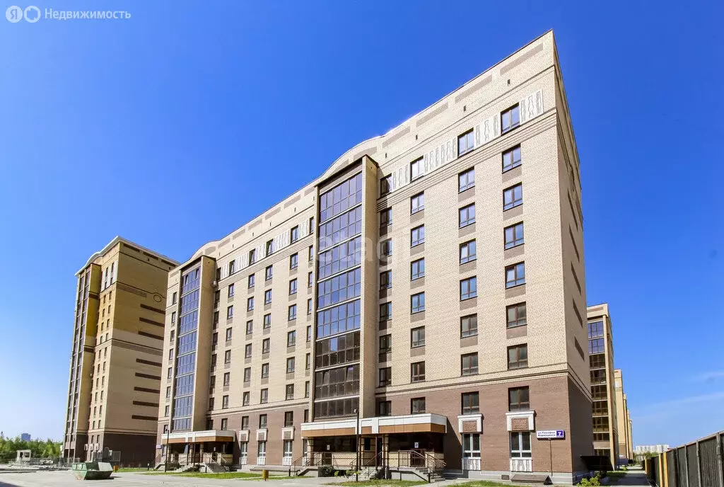 2-комнатная квартира: Тюмень, улица Тимофея Кармацкого, 7к1 (70.4 м) - Фото 1