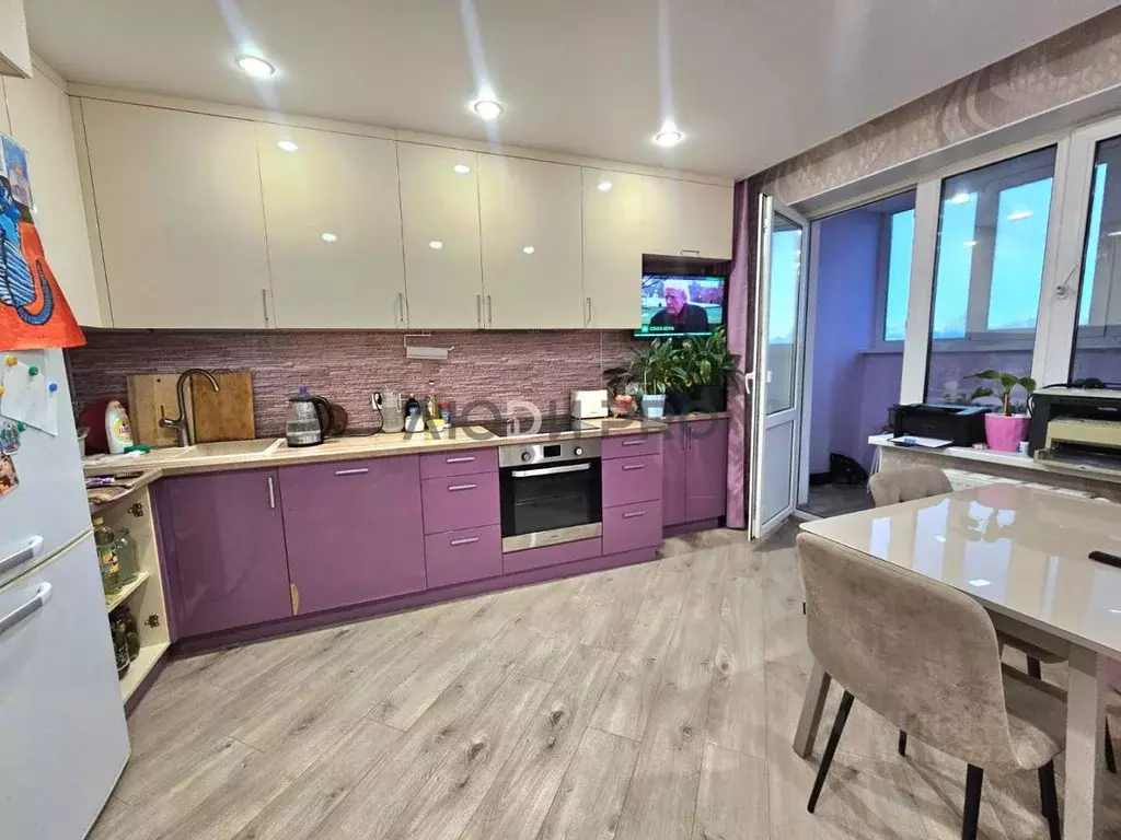 2-к кв. Башкортостан, Уфа ул. Генерала Ишбулатова, 8/2 (52.7 м) - Фото 1