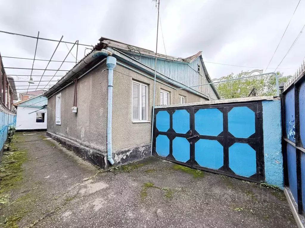 Дом в Кабардино-Балкария, Нальчик ул. Черняховского, 109 (60 м) - Фото 1